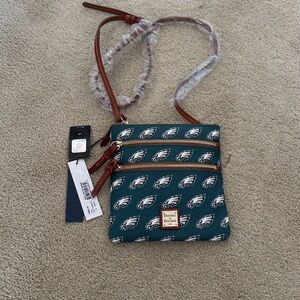 Dooney & Bourke Green Philadelphia Eagles Crossbody bag NWT